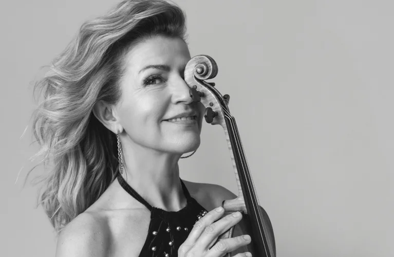 Anne-Sophie Mutter: THE SEASONS