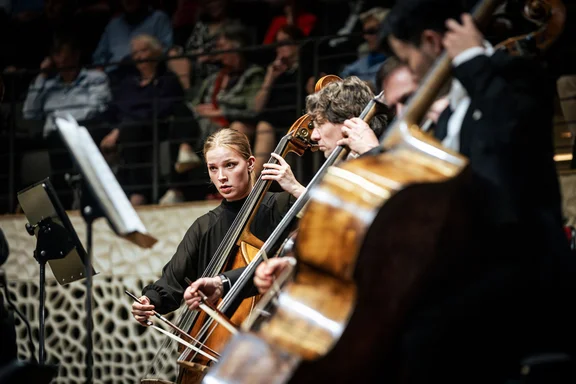 Konzerthausorchester Berlin_Mallwitz_Ott_c_Gesche Jäger_ (20).jpg