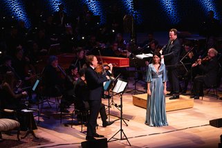 „Ein Wintermärchen“ mit Daniel Hope und Fatma Said in der Elbphilharmonie 2022 © Sören L. Schirmer/Deutsche Klassik