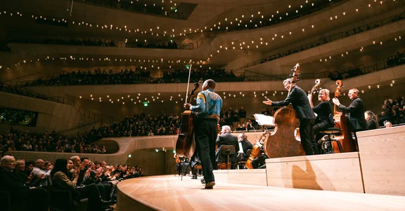 Sheku Kanneh-Mason X Camerata by Sören L. Schirmer in Concert-24.jpg