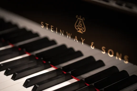 20191116_Igor Levit_00029_c_Sebastian Madej_Deutsche Klassik.jpg