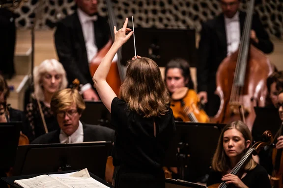 20191009_City of Birmingham Symphony_Mirga Grazinyte-Tyla_Sheku Kanneh-Mason_0733538_Sebastian Madej.jpg