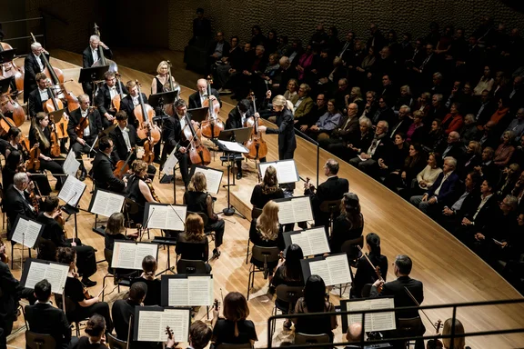 4_London Philharmonic Orchestra Anne-Sophie Mutter Karina Canellakis _Hamburg_Pro Arte _c_Sebastian Madej_DSC03301_24. Februar 2026.jpg