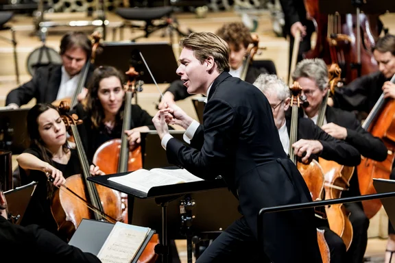 42_Orchestre de Paris Klaus Mäkelä_Hamburg_Orchestre de Paris Klaus Mäkelä_c_Sebastian Madej_DSC03316-Verbessert-RR_26. Februar 2025.jpg