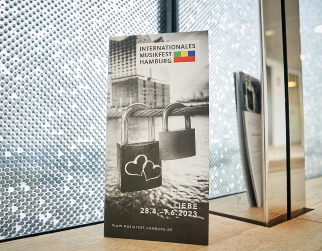 Flyer des Internationalen Musikfests Hamburg 2023 © Claudia Höhne